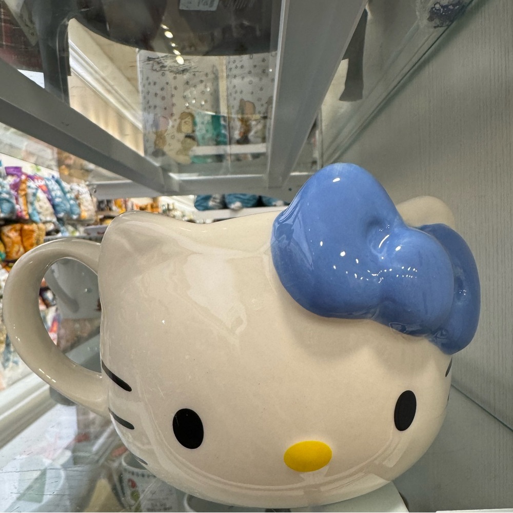 Hello kitty mug